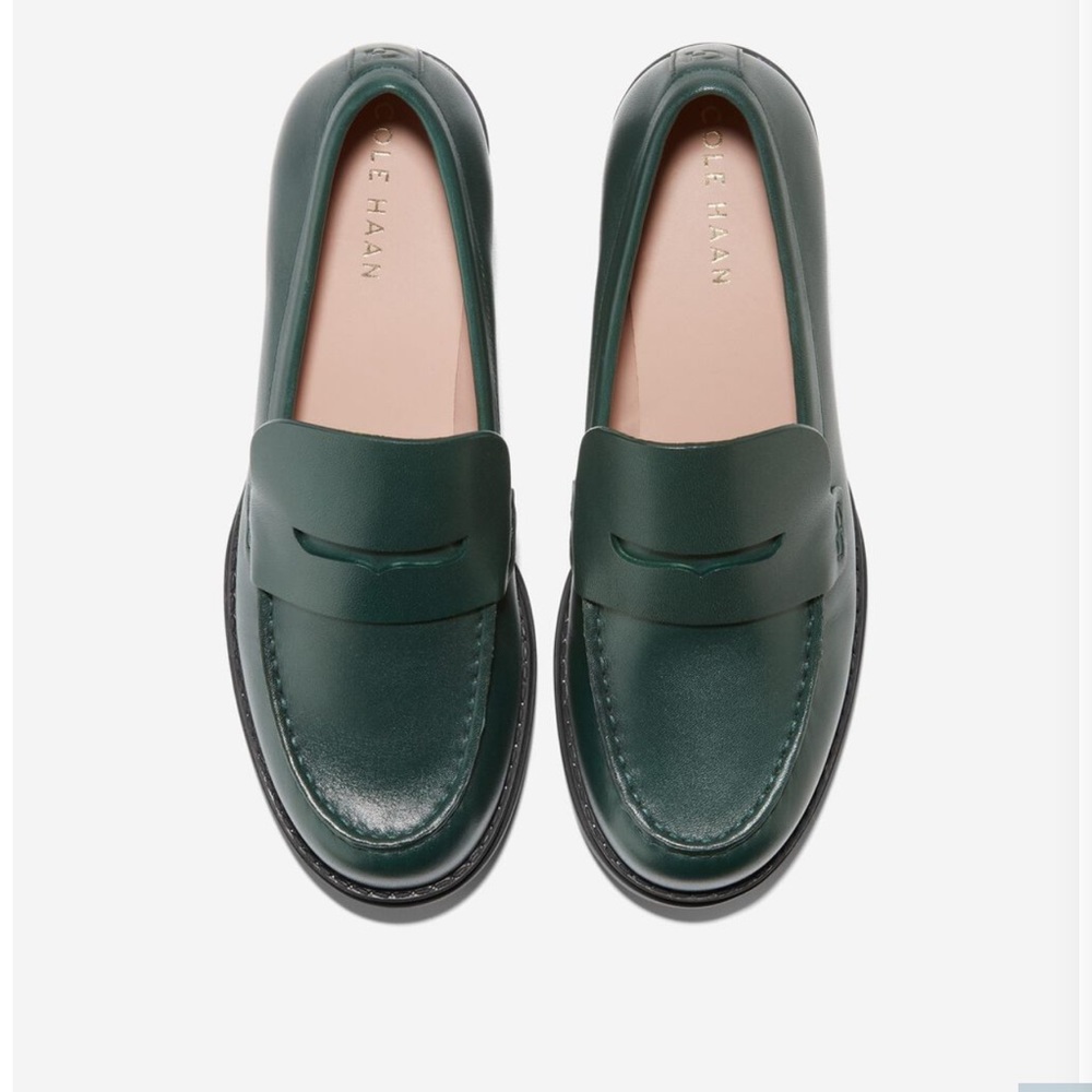 Beautiful black Cole Haan Loafers